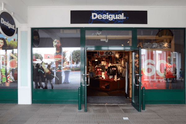 Vorschau - Foto 1 von Desigual Store